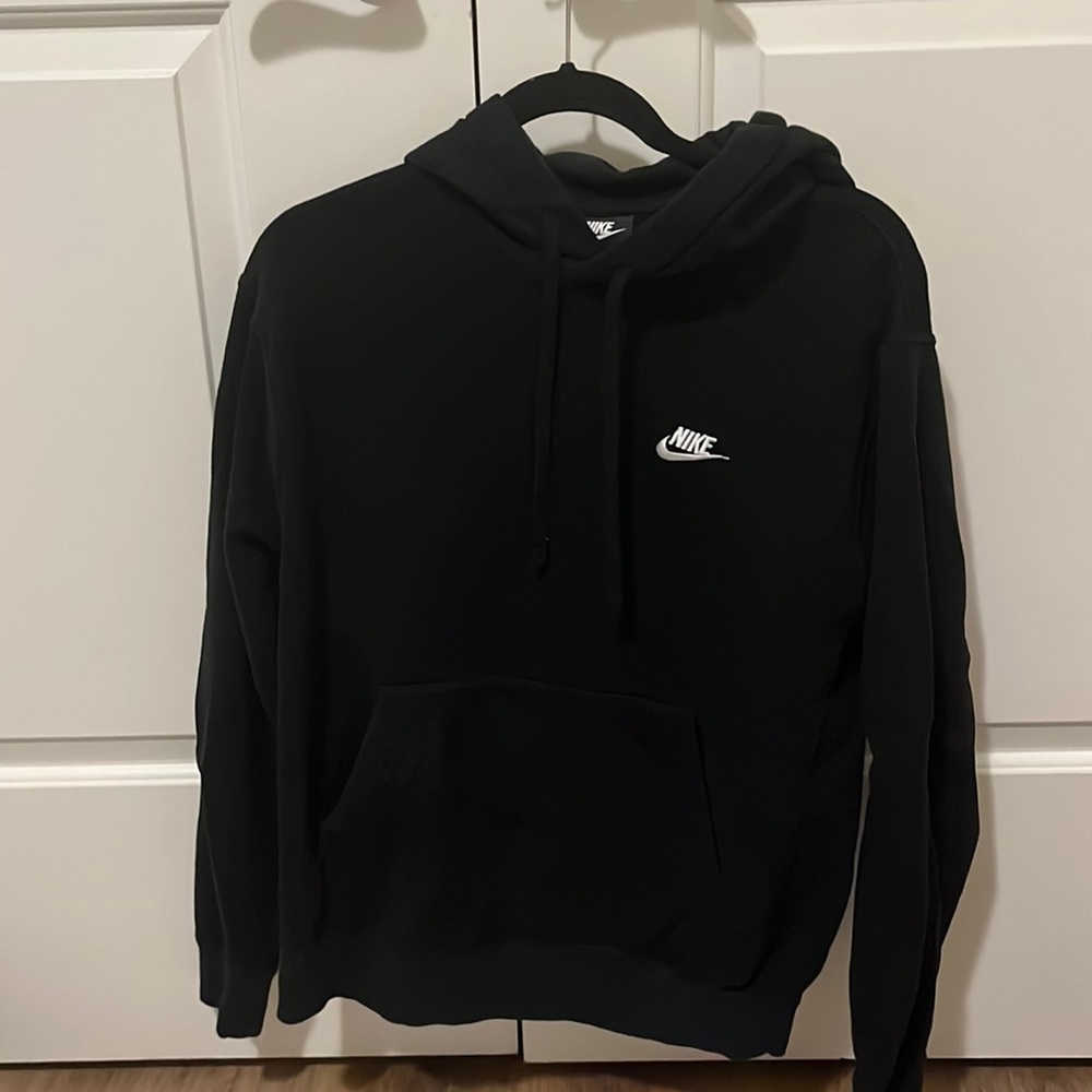 Black nike hoodie